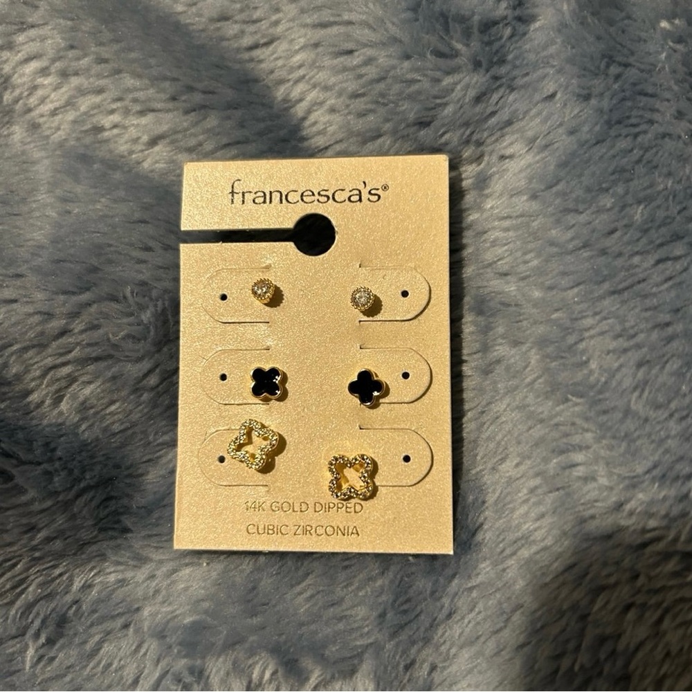 Francesca's Gold Stud Earring Set